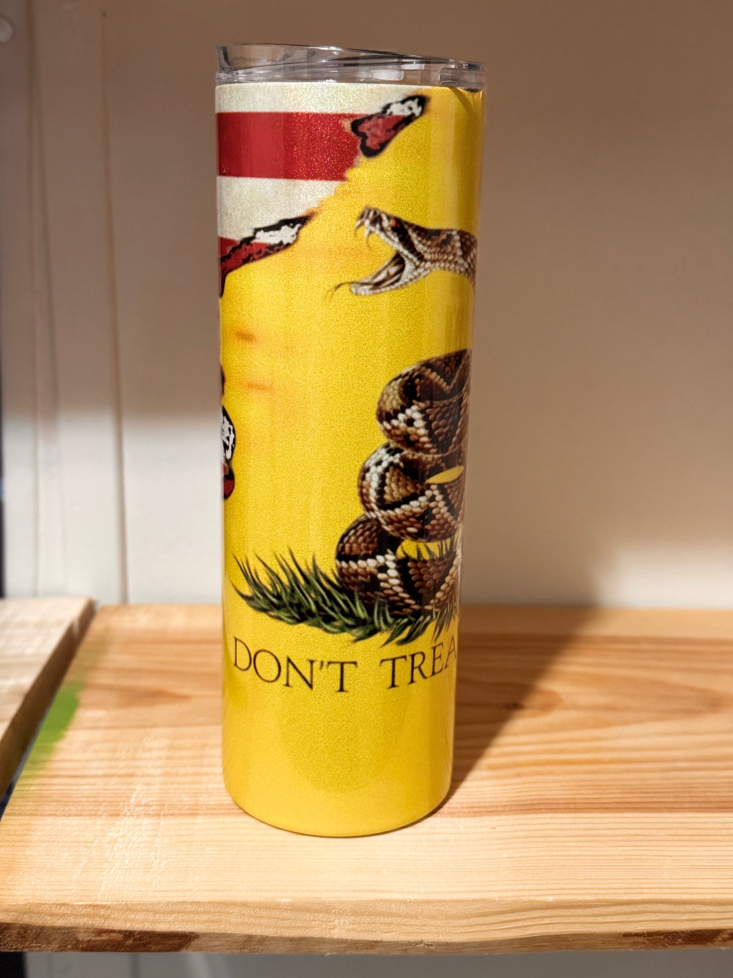 20oz Distress Flag / Don’t Tread on Me Tumbler