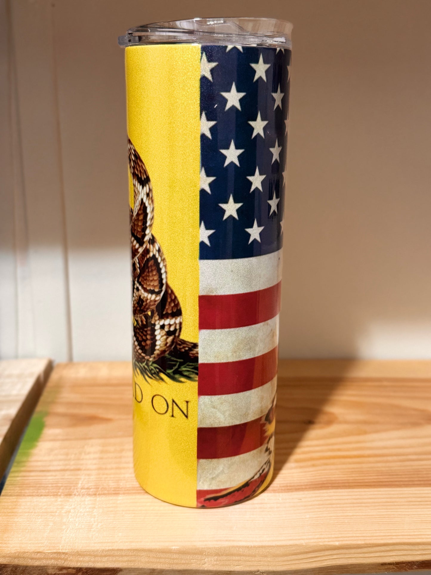 20oz Distress Flag / Don’t Tread on Me Tumbler